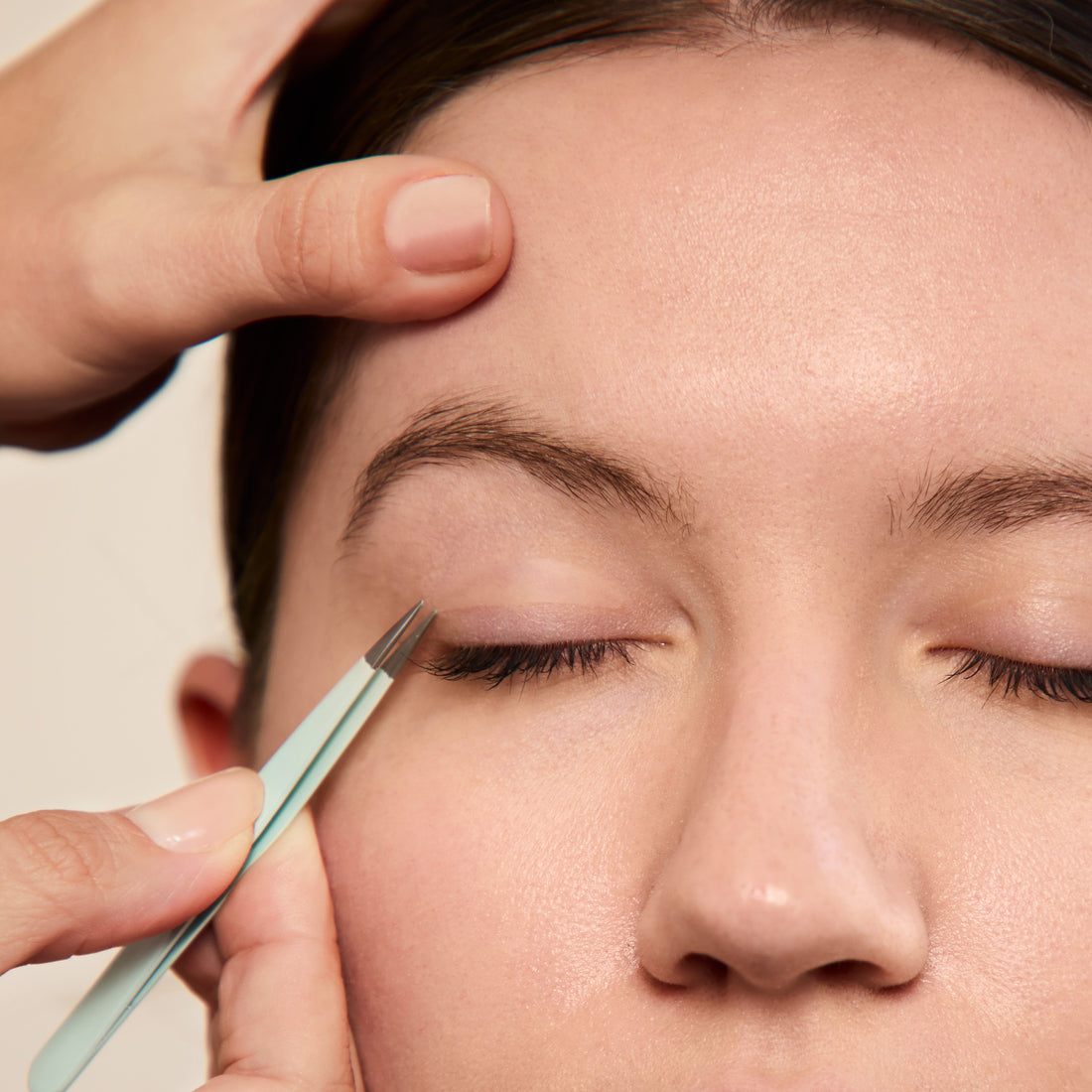 Do Eyelid Lift Strips Really Work for Hooded Eyes?